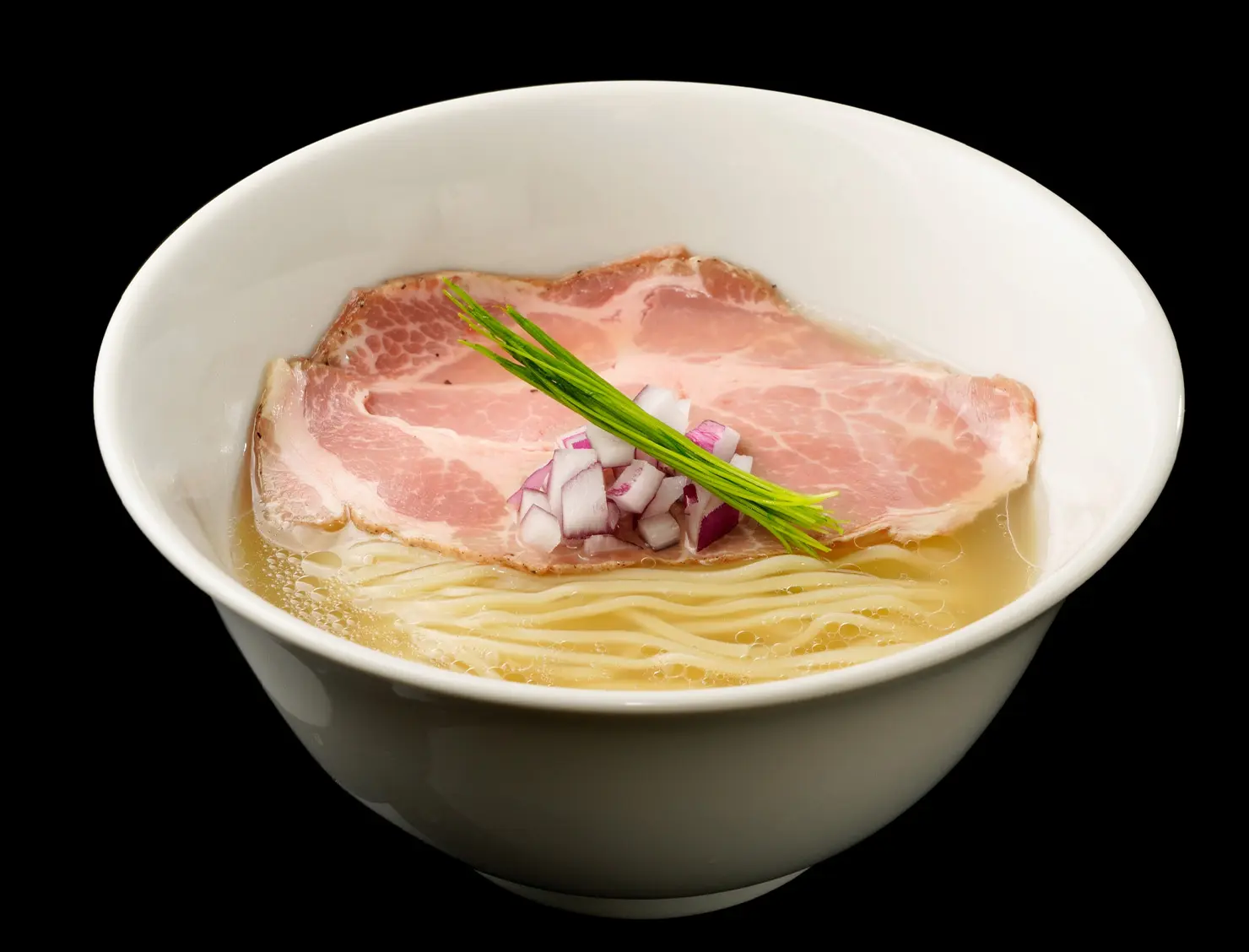 しじみ中華蕎麦|宍道湖しじみ中華蕎麦 琥珀(東京都大田区)